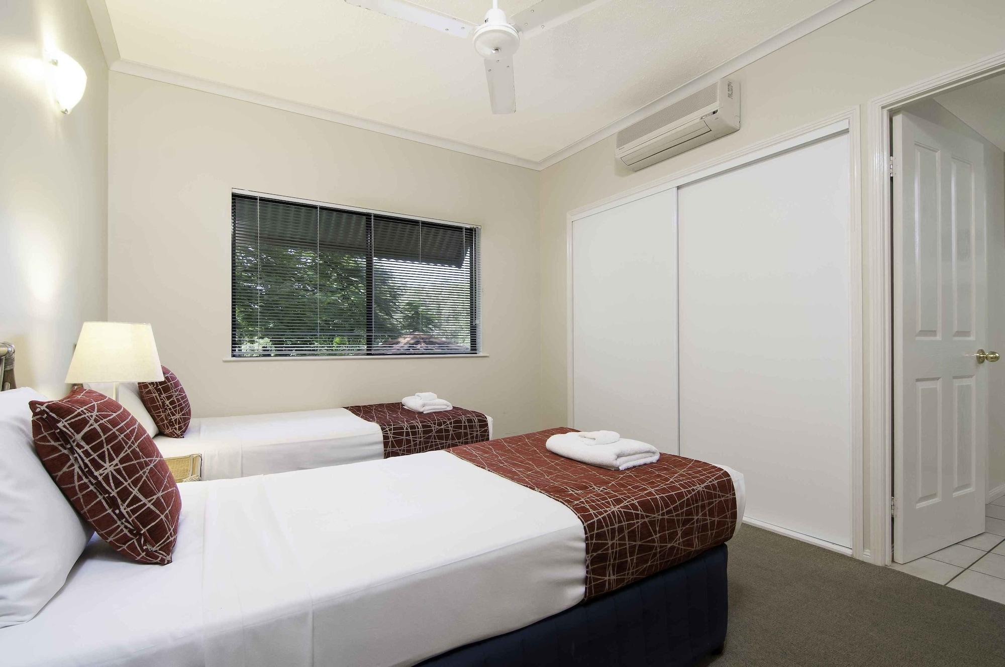 Bay Villas Resort Port Douglas Bagian luar foto