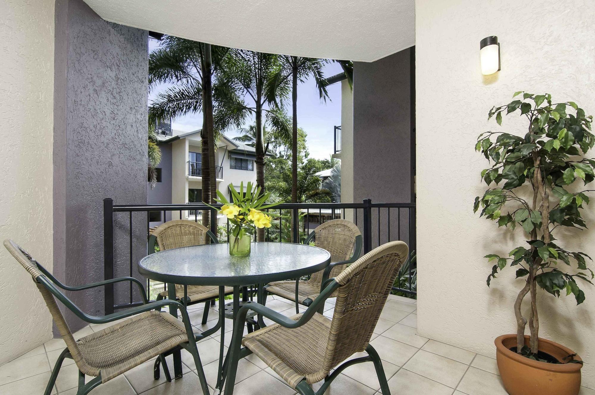 Bay Villas Resort Port Douglas Bagian luar foto