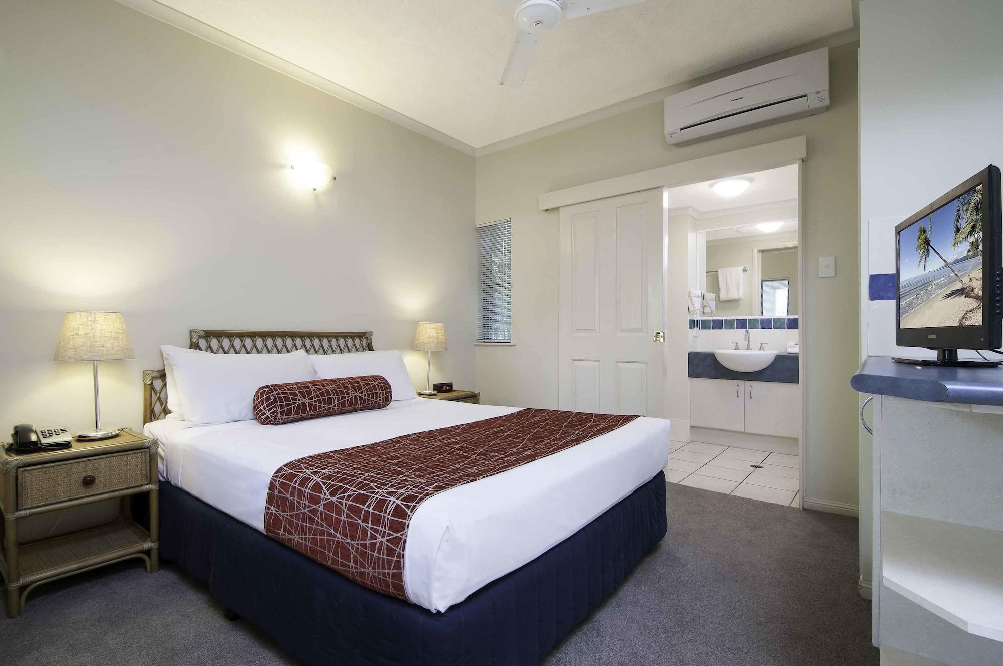 Bay Villas Resort Port Douglas Bagian luar foto