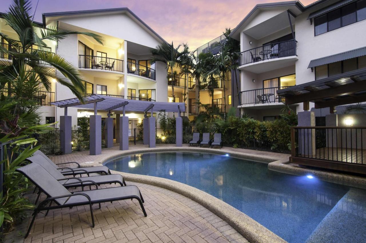 Bay Villas Resort Port Douglas Bagian luar foto